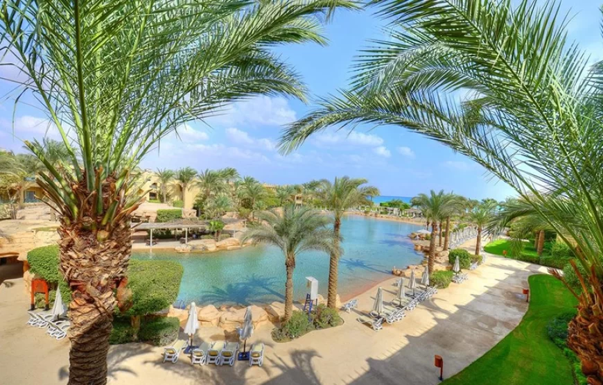 Day tour to Red sea El Ain Sohkna from Cairo