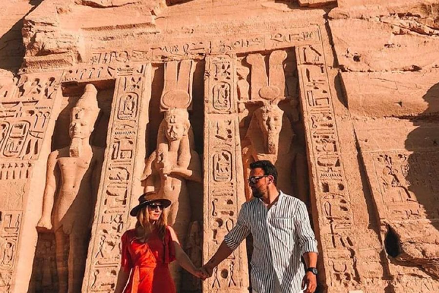 Tour Abu Simbel by Coach from Aswan
